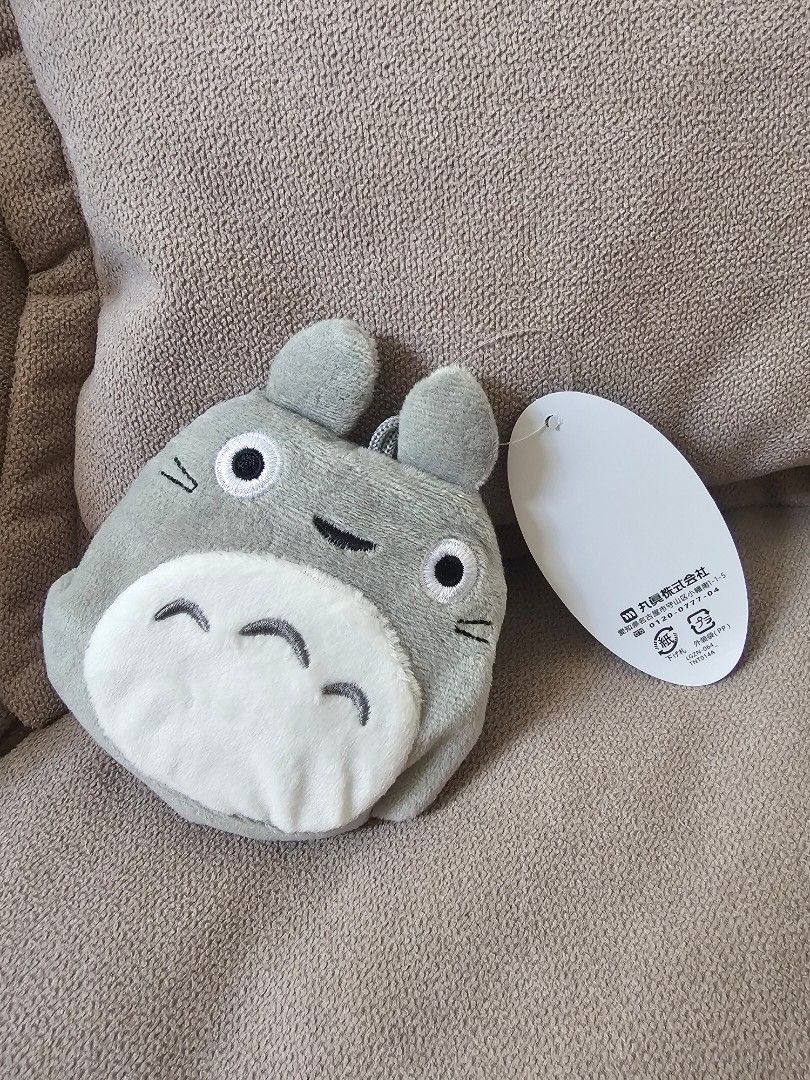 (Ready Stock from Japan 🇯🇵) Studio Ghibli My Neighbour Totoro Eco Tote Bag- Super light weight, bought in Japan. Great for supermarket, back up shopping bag for daily use, can be used as a keychain on bags too (Category: Tote Bags) located in Singapore. Submitted by oddball.fishes (Listing ID 1275214795, Image 3). Description: Ready Stock from Japan 🇯🇵 Studio Ghibli Totoro Tote Bag- Super light weight, bought in Japan. Great for supermarket, 