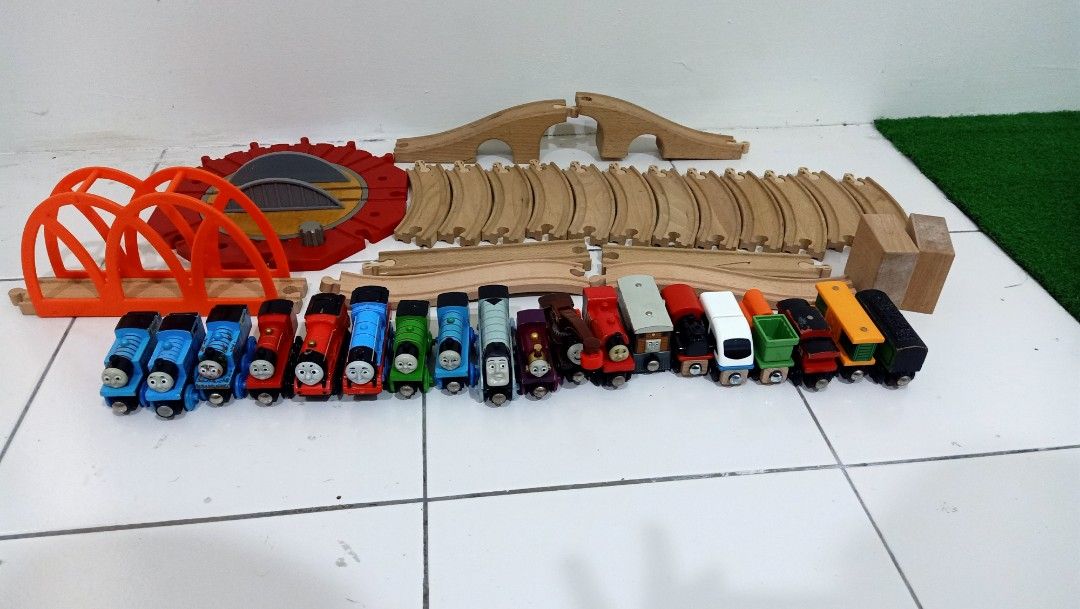 Thomas the cheap train lot