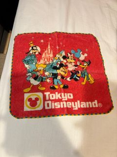 Tokyo Disneyland Facetowel souvenir