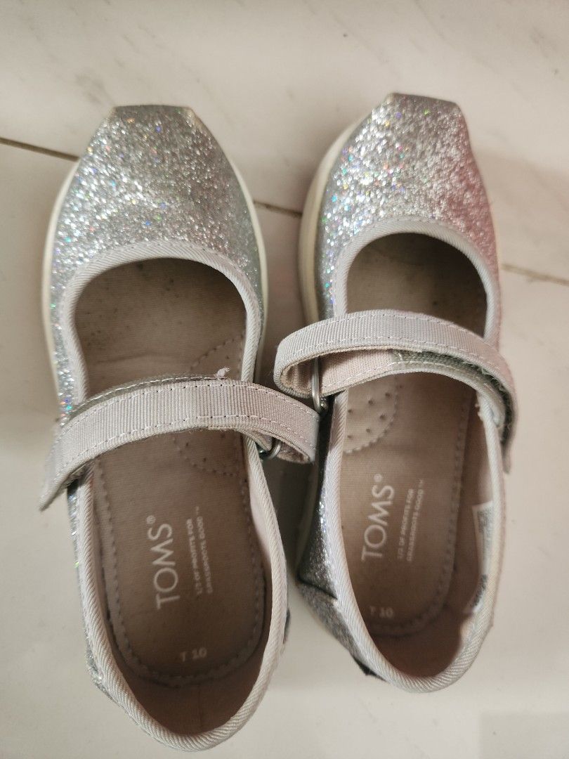 Girls glitter toms hotsell