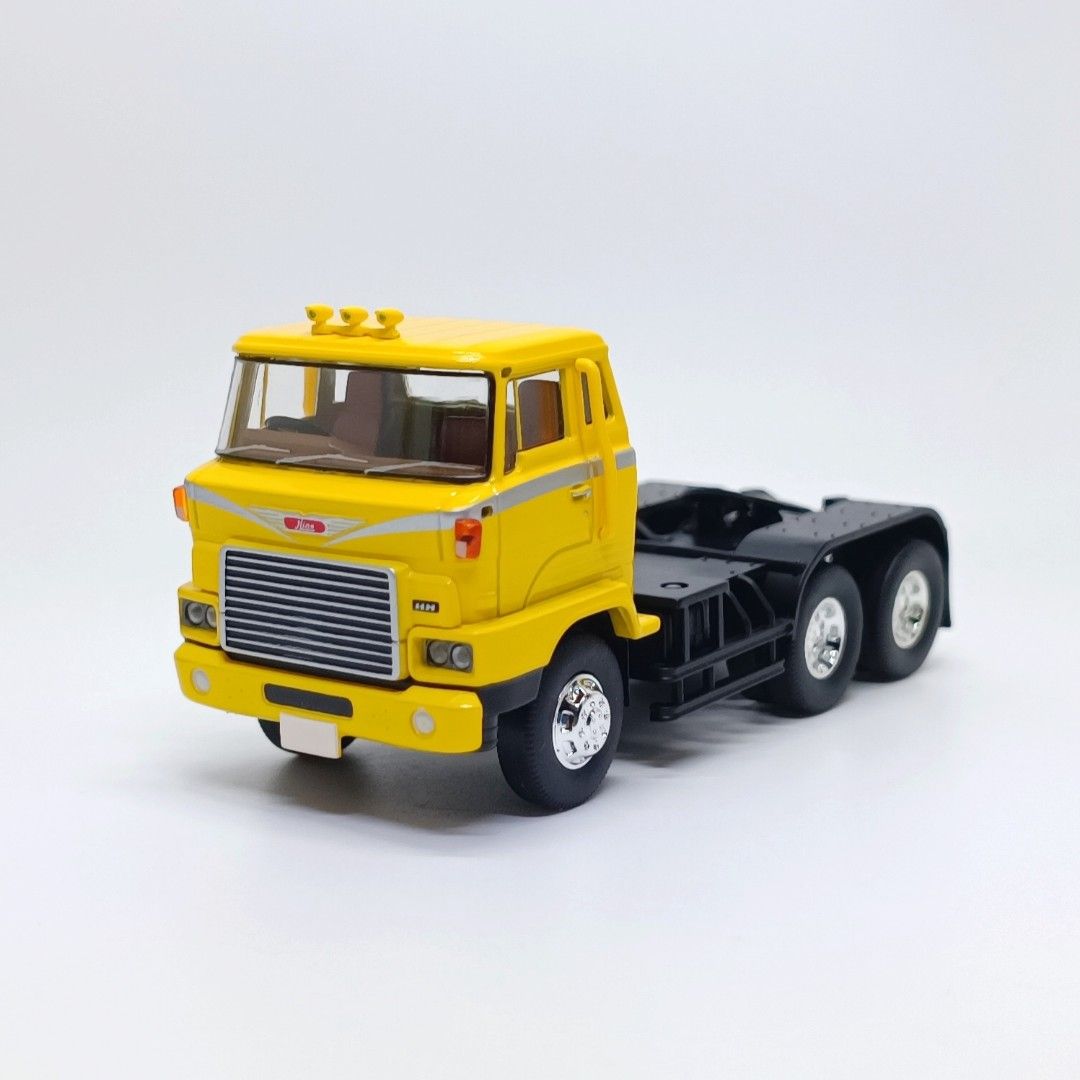TOMICA LIMITED VINTAGE NEO 日野 HH341 TOMICA LIMITED VINTAGE NEO LV-N166a 1/64] HINO HH341 TRACTOR