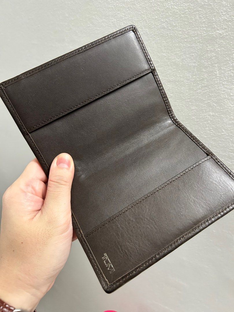 Tumi discount passport wallet