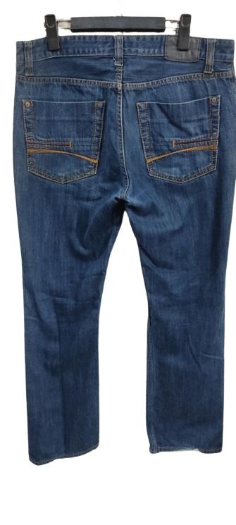 Size 36 jeans in us top