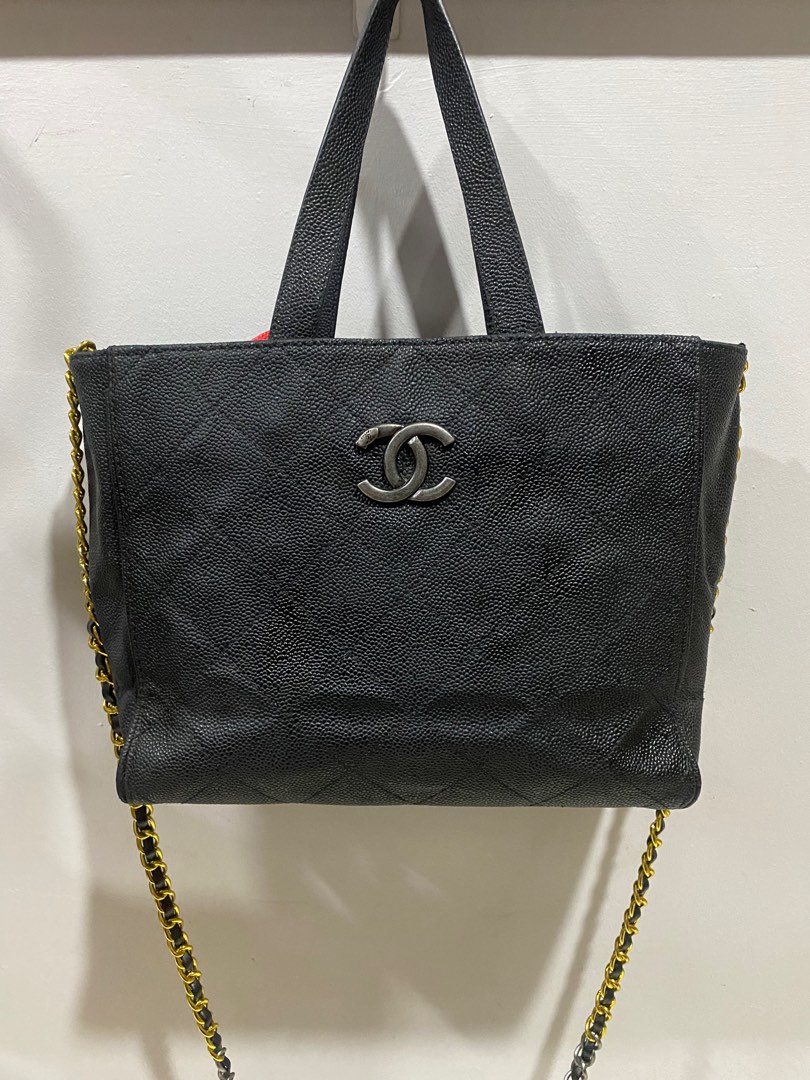 Used Chanel shoulder tote bag Women s Fashion Bags Wallets