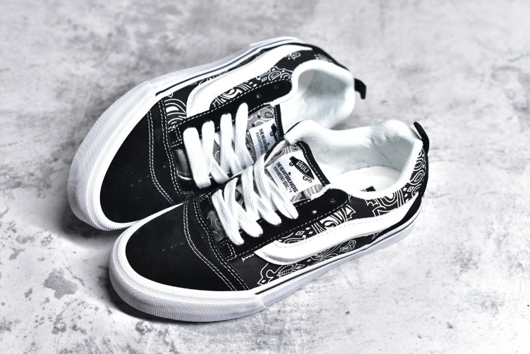 White and black vans shoes sale
