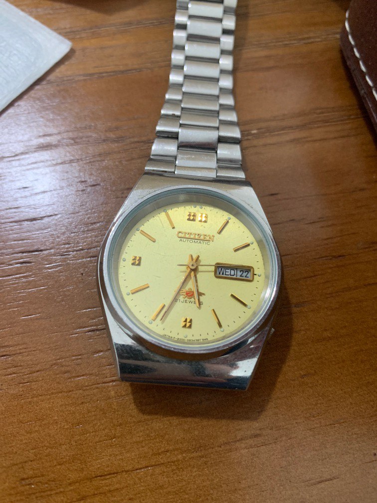 What is the meaning of the logo on this vintage watch? : r/CitizenWatches