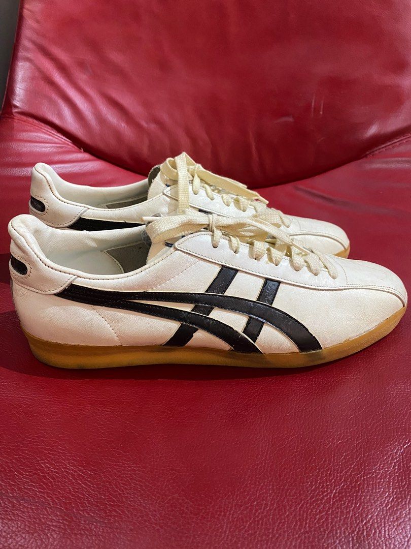 Vintage asics on sale cheer shoes