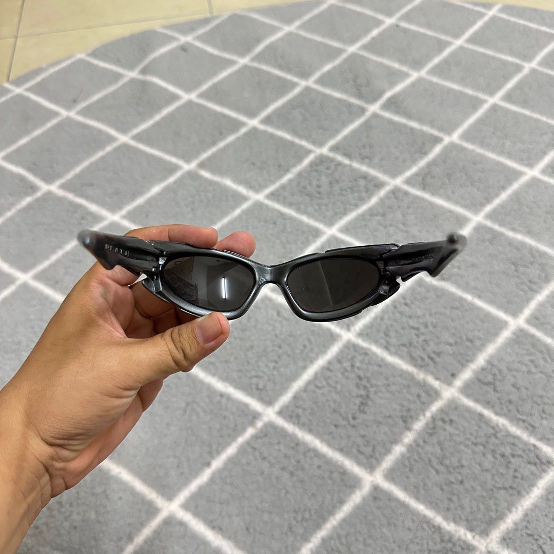 Bootleg oakley shop sunglasses