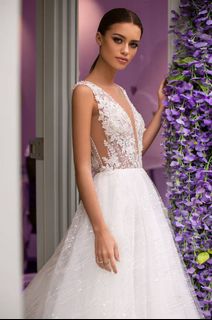 (Category: ) located in . Submitted by shopwithaudry (Listing ID 1275318166, Image 1). Description: .