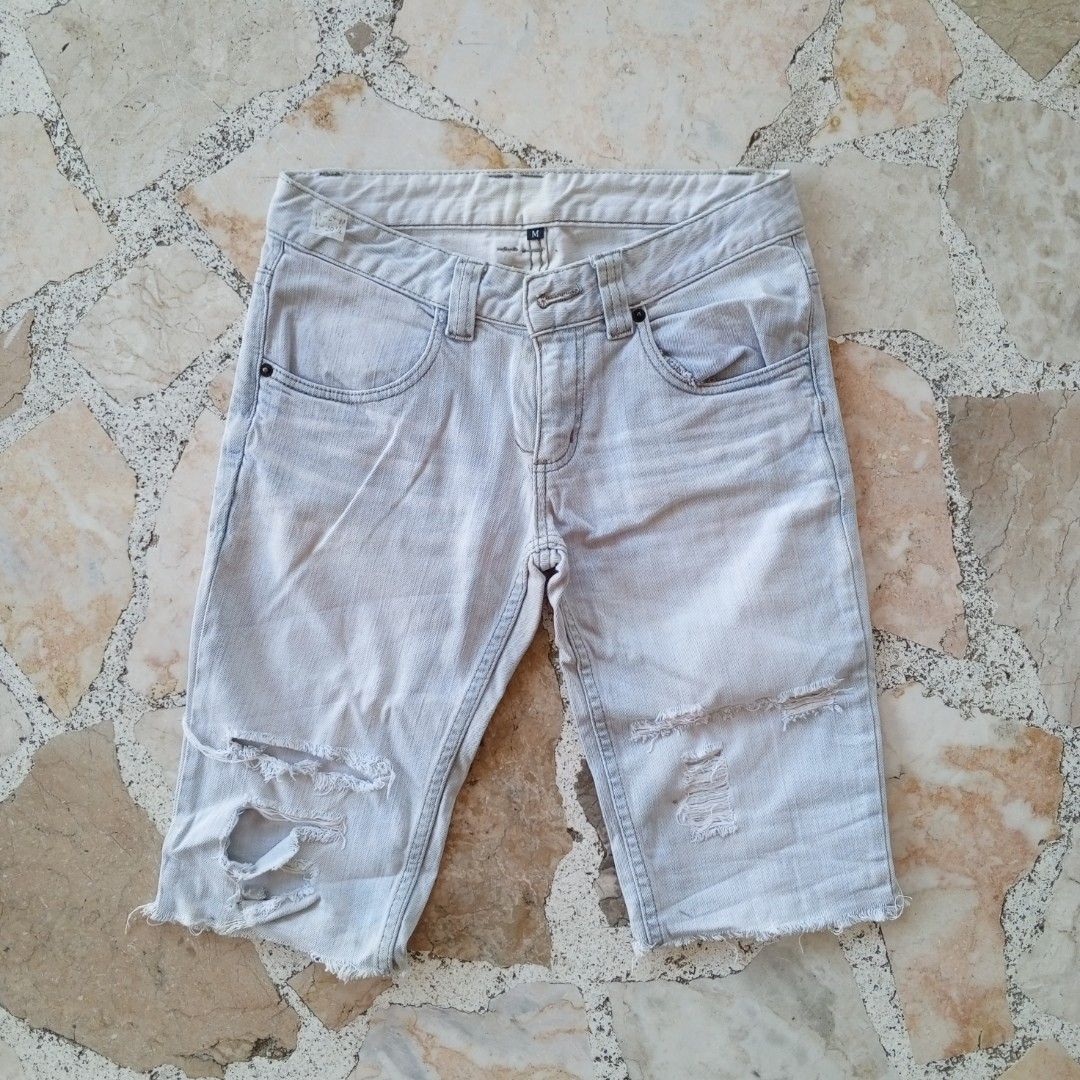 Tokong shorts top