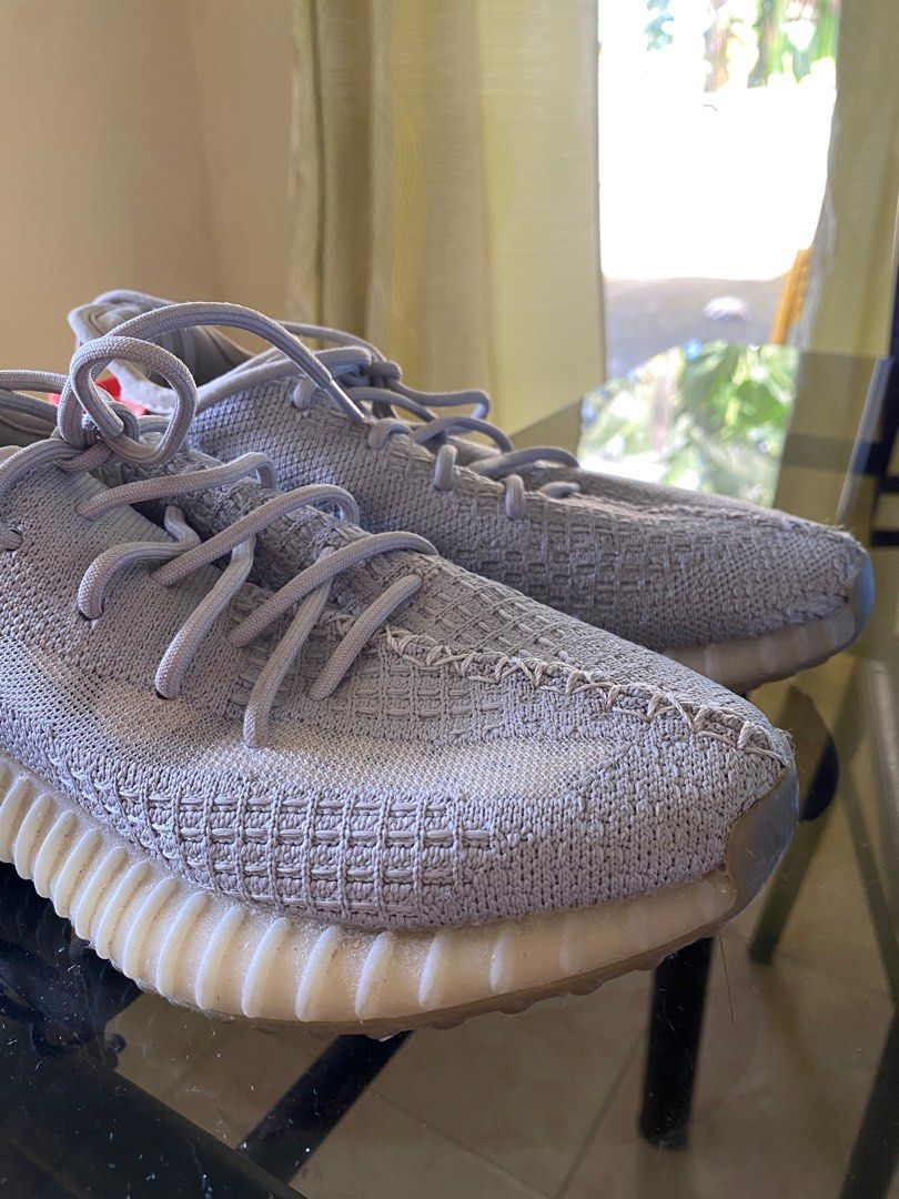 Yeezy no outlet