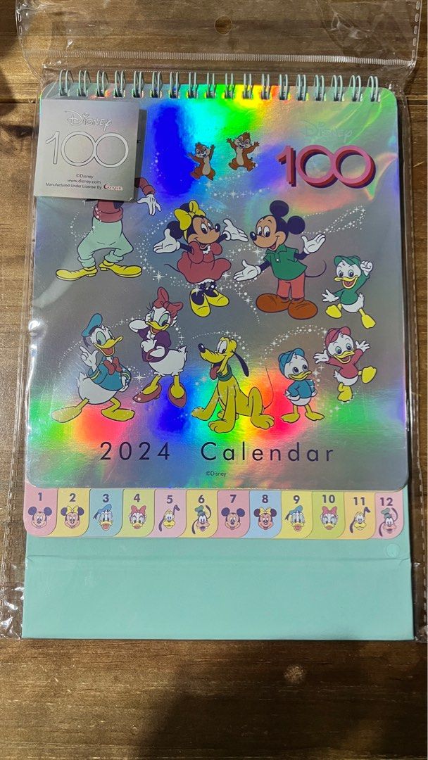 迪士尼100週年座台月曆Disney 100 2024 HK Calendar, 其他, 其他- Carousell