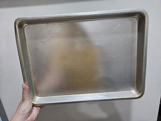 https://media.karousell.com/media/photos/products/2023/12/31/12pcs_rectangular_baking_tray_1704027372_0dd98add_thumbnail.jpg