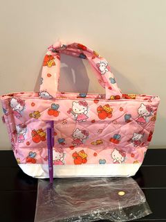 (4441) 2013年產品全新 Saniro Hello Kitty x 鴻福堂 粉紅色棉質拉鍊手挽袋, 實用 可愛, 約高 20  x 濶 39 x 深 14.5 cm , 清貨價$12964205289399041110