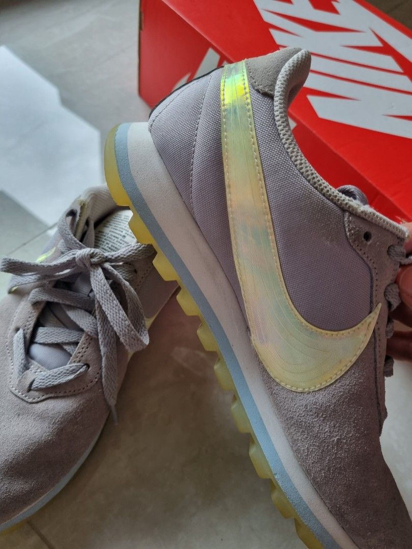 Nike pre hot sale love atmosphere grey