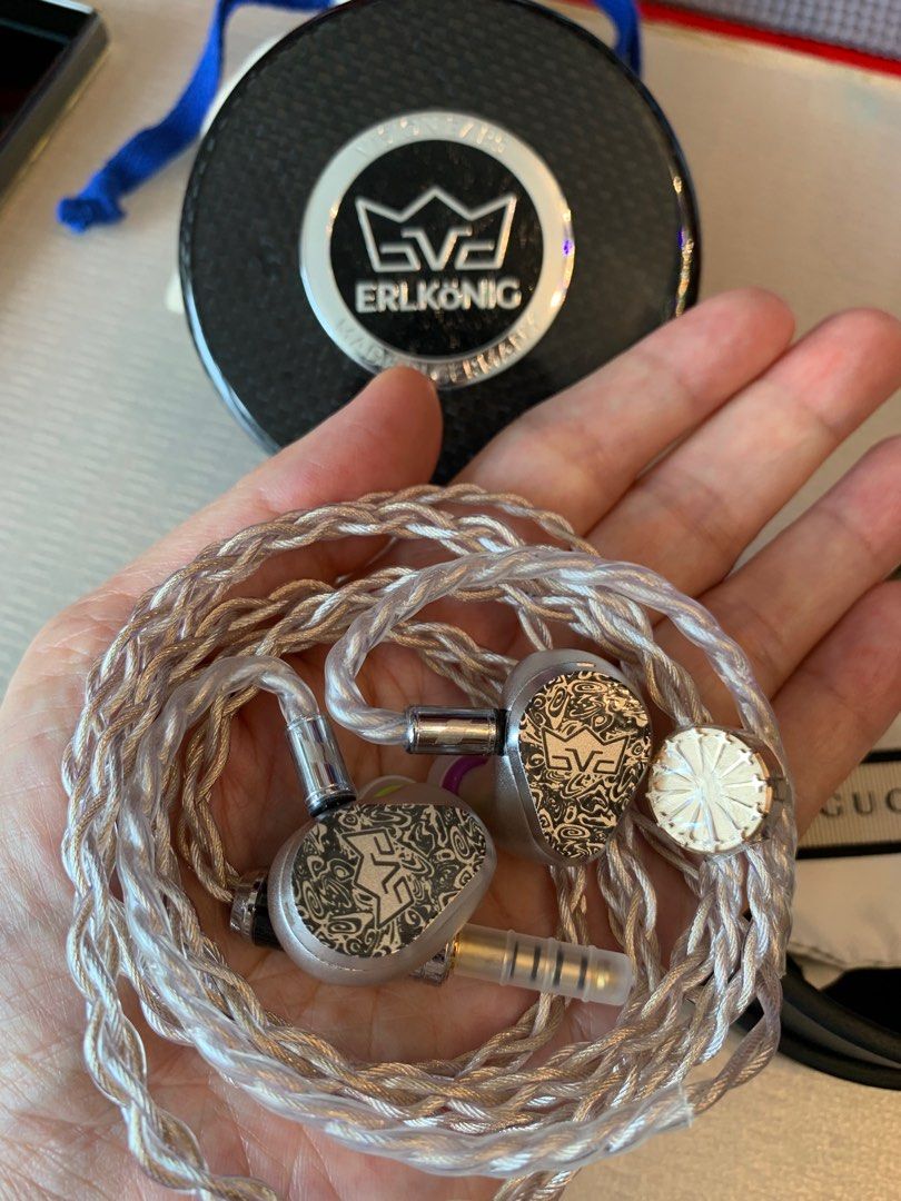 收藏耳機：純銀造工一流，帶得超舒服，限量大魔王VE品牌vision ears