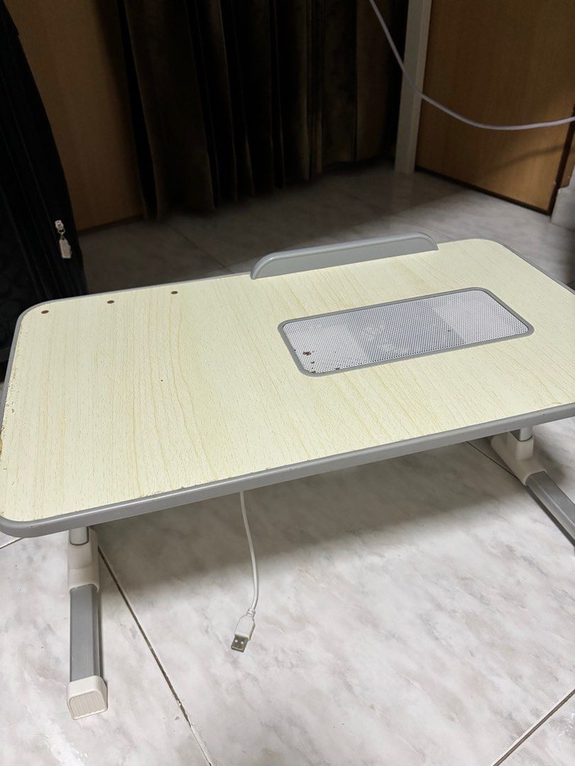 Aluratek adjustable laptop table deals with cooling fan