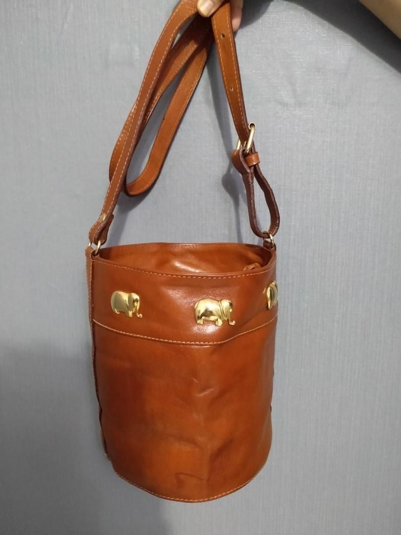 Italian leather bucket bag top