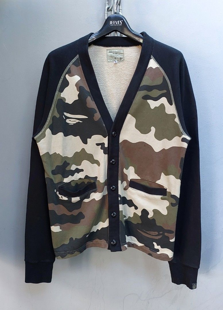 BAPE Cardigan (Category: Coats, Jackets and Outerwear) located in Manila. Submitted by plovedmonster (Listing ID 1275485819, Image 1). Description: 22" × 26".