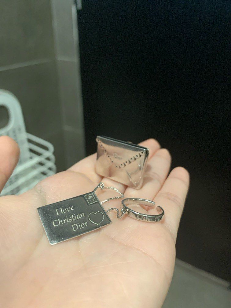 Dior love top ring