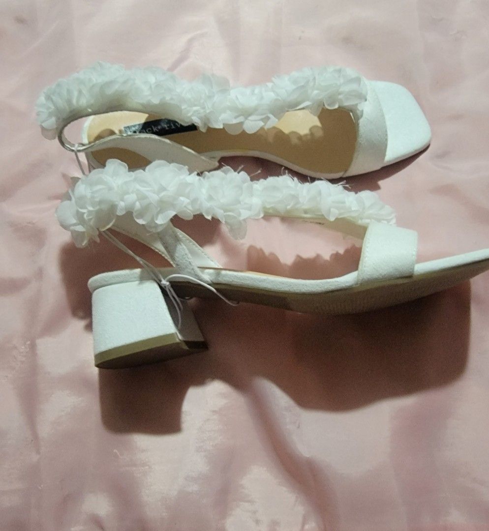 Black store rivet sandals