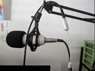 Facecam sales 320x microfono