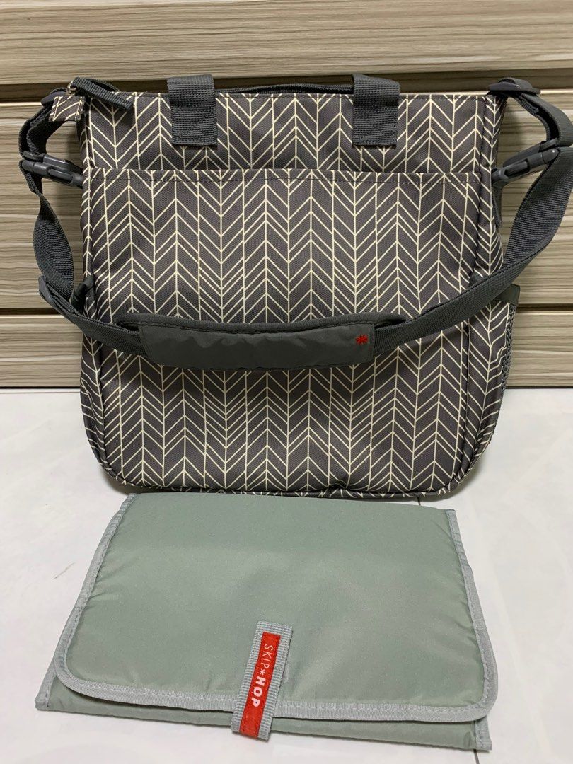 Skip hop duo signature diaper bag grey feather deals