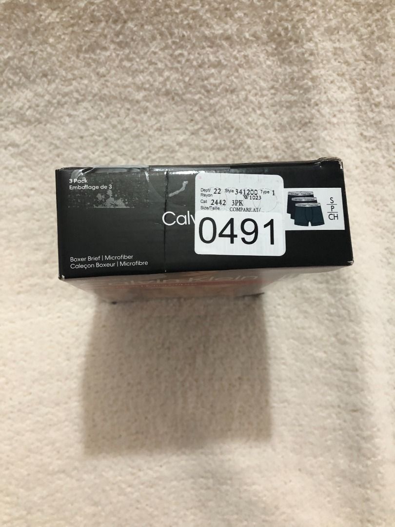 Calvin Klein Mens Boxer Microfibre 3 Pack Small Code 491 🇨🇦 (Category: Underwear) located in Santa Rita. Submitted by rnrcanadashopping (Listing ID 1275470695, Image 3). Description: Calvin Klein Mens Boxer Microfibre 3 Pack 🇨🇦 Code 491 Size: Small On hand ph Original from Canada Plus shipping fee Fix Price GCASH/BDO/BPI Shipping Via J&T COP/COD via LBC with P200.00 Deposit Shipping only via J&T Location: Pampanga .
