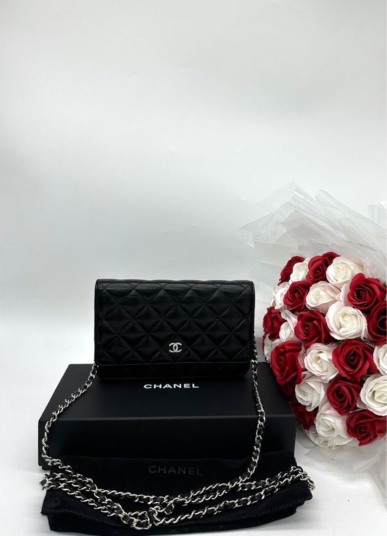 chanel black wallet