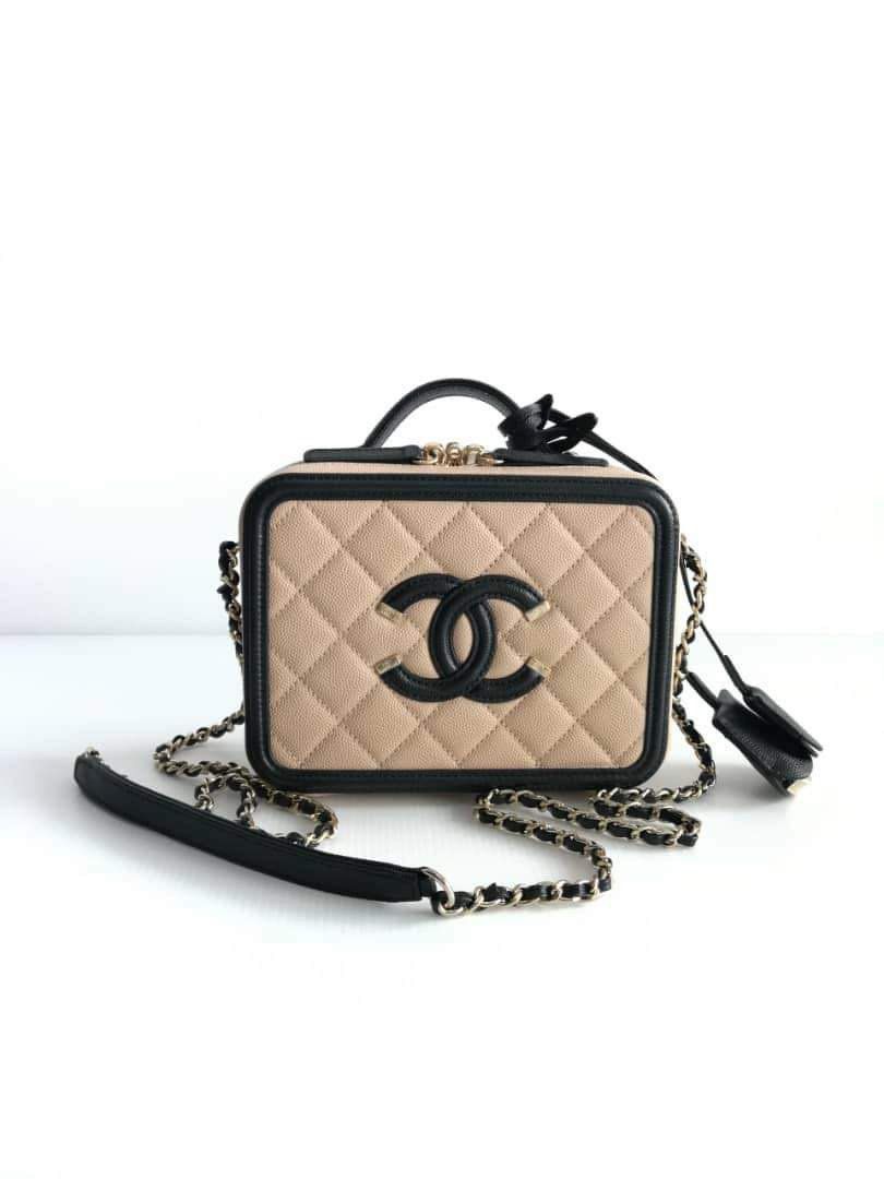 Chanel vanity small size siri 30