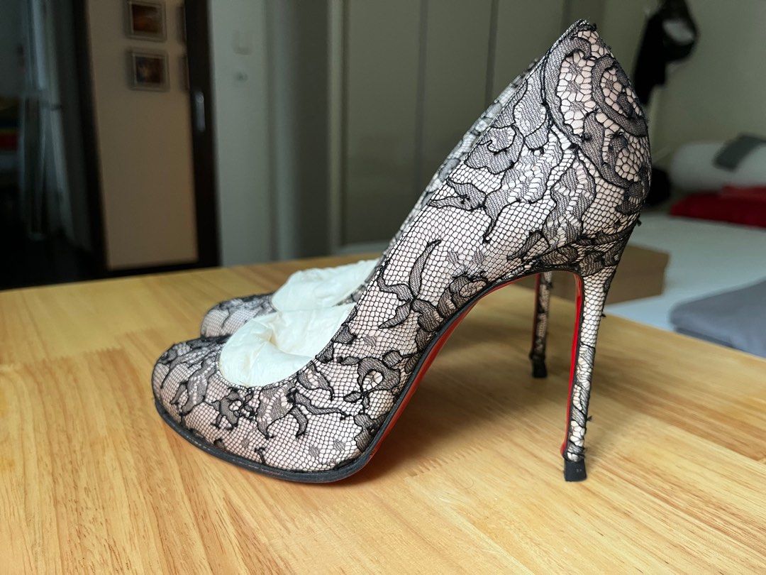 Louboutin very lace online