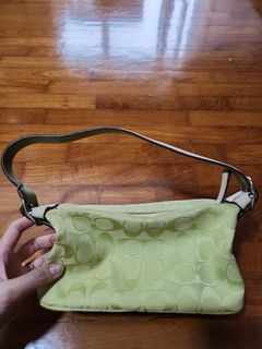 (Category: ) located in . Submitted by windup_bird0919 (Listing ID 1275522058, Image 1). Description: .
