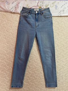 (Category: ) located in . Submitted by jyjy2_ (Listing ID 1275507845, Image 1). Description: .