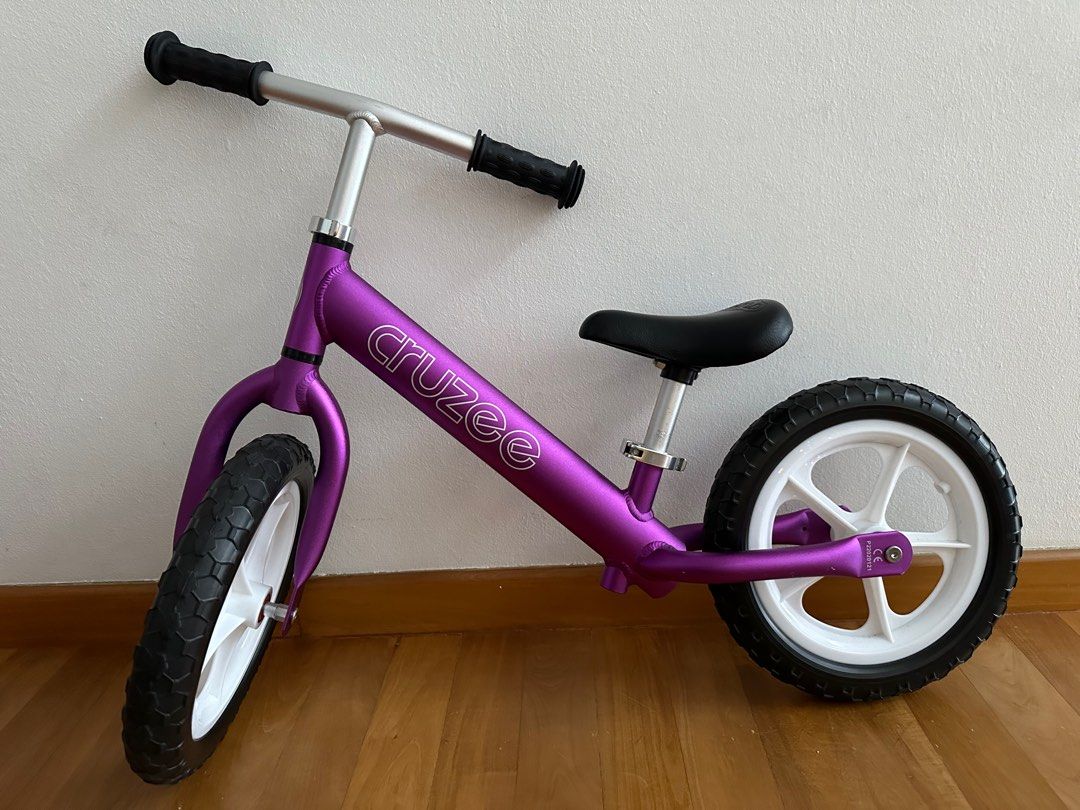 Cruzee balance bike purple store