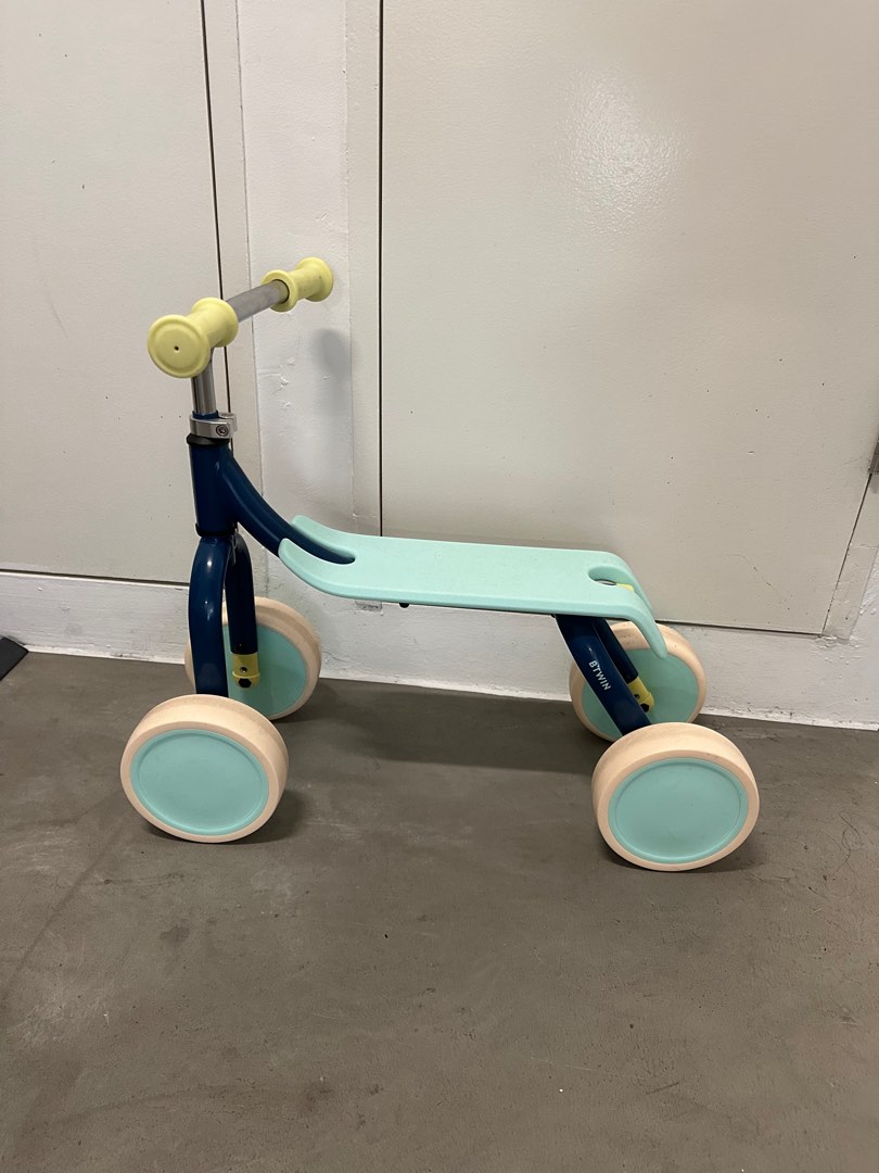 Decathlon trike top