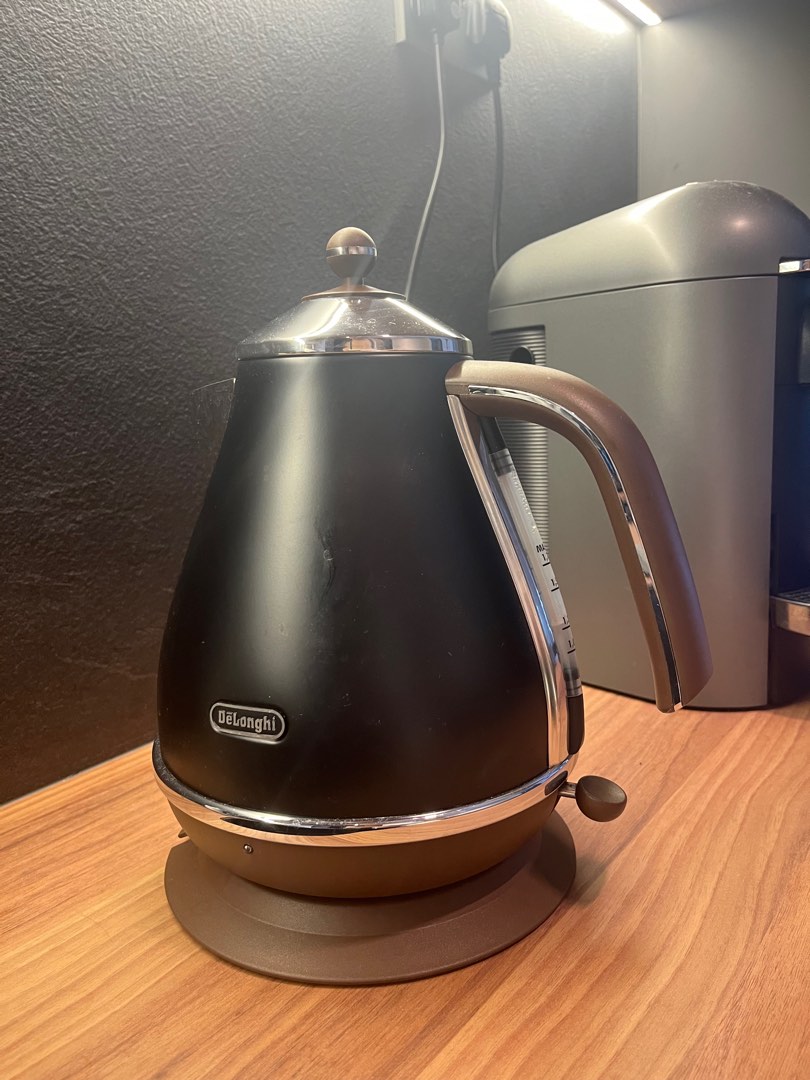 DeLonghi Vintage Kettle 1.7L, TV & Home Appliances, Kitchen Appliances