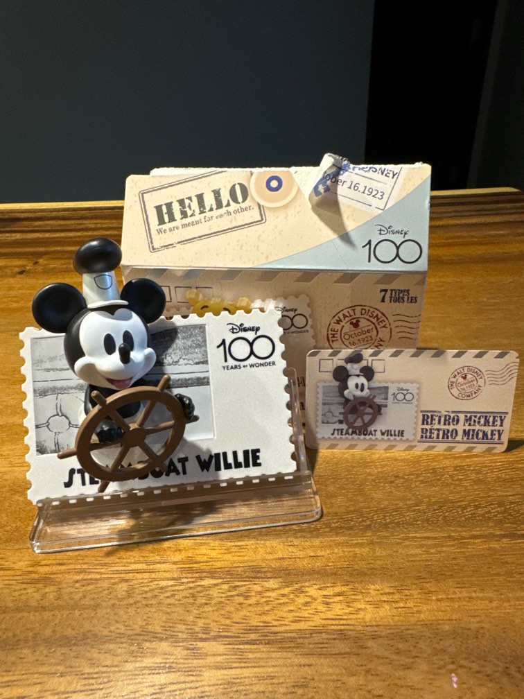 Disney Store Mickey Mouse Memories October Limited Pin Set New Sealed 