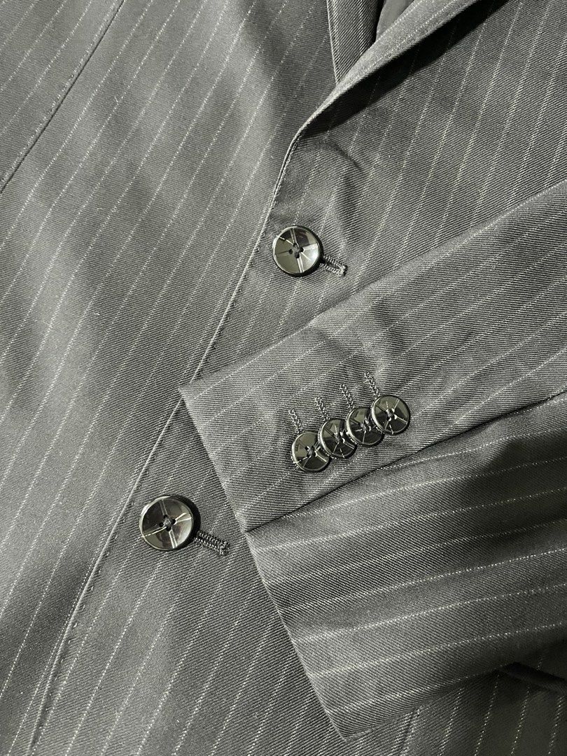 Dkny pinstripe online suit