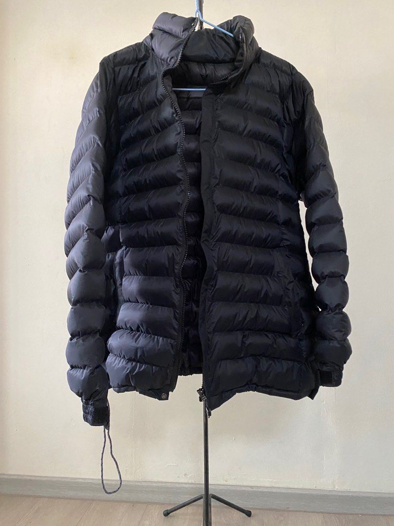 Down Jacket (Category: Coats, Jackets and Outerwear) located in Singapore. Submitted by coldplayer17 (Listing ID 1275474243, Image 1). Description: Brandless Down Jacket. This should fit a Uniqlo Size S for Men. Comes with a detachable hoodie. No packing bag. Bought from merchant but not used since..