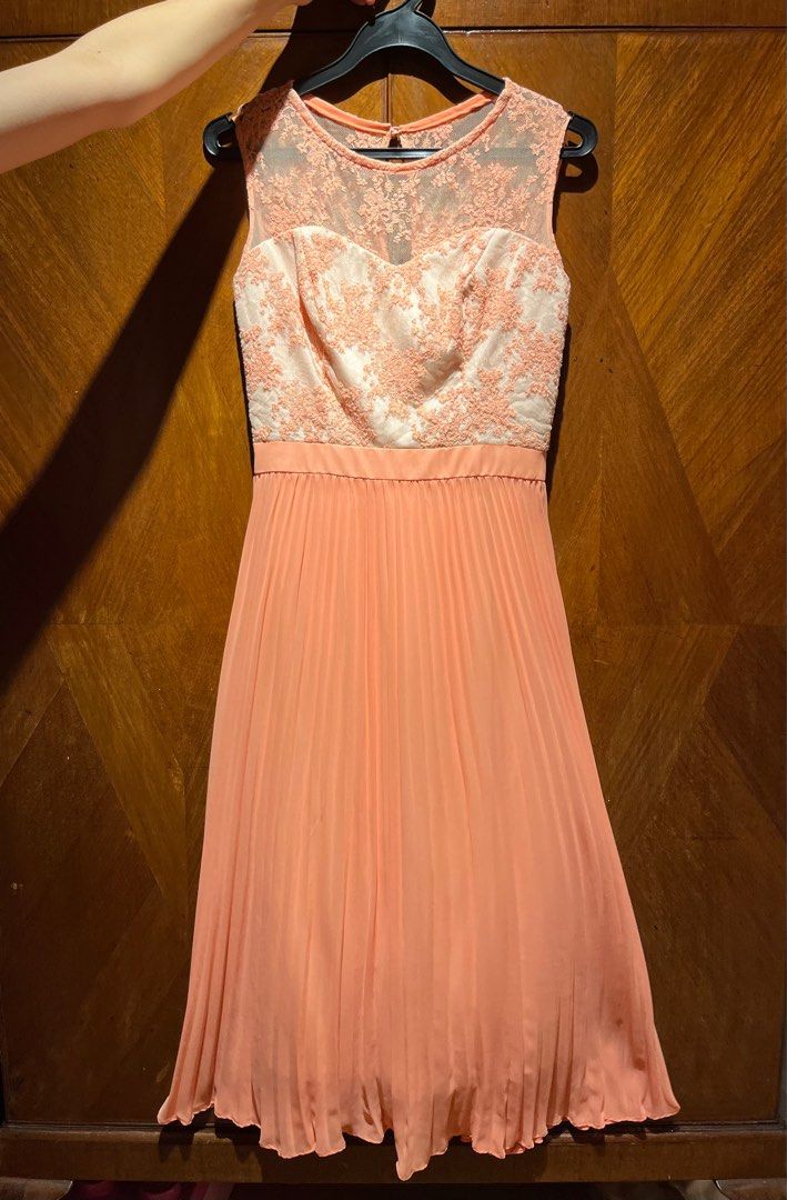 Evening Dress Spotlight by Warehouse, Women's Fashion, Dresses & Sets, Evening  dresses & gowns on Carousell