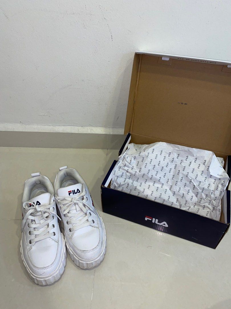 fila sand blast low white Women s Fashion Footwear Sneakers on Carousell