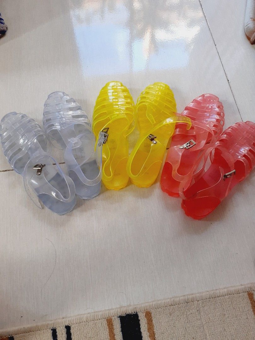 FOREVER 21 beach sandals for SALE ORIGINAL Women s Fashion Footwear Flats Sandals on Carousell