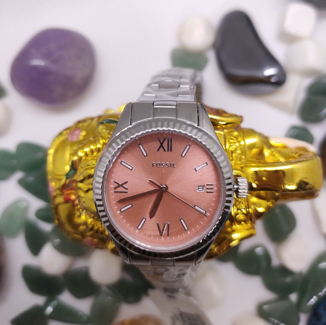FOSSIL, Women's Fashion, Watches & Accessories, Watches on Carousell