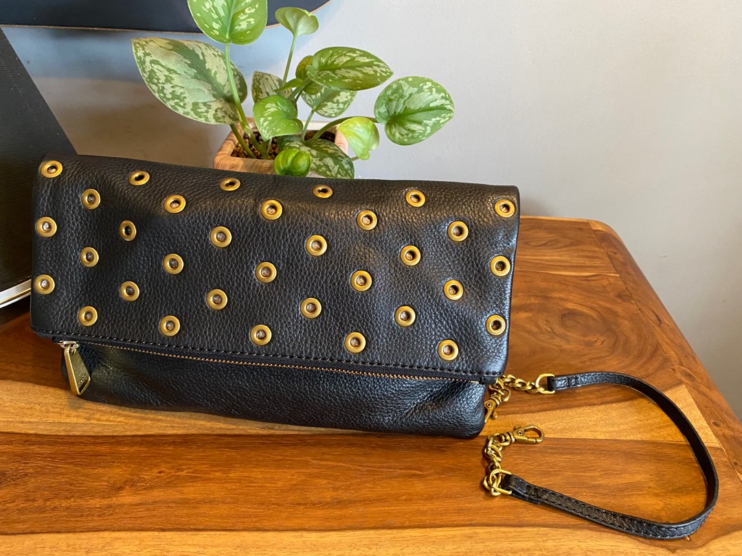 Gold wristlet 2025 clutch bag