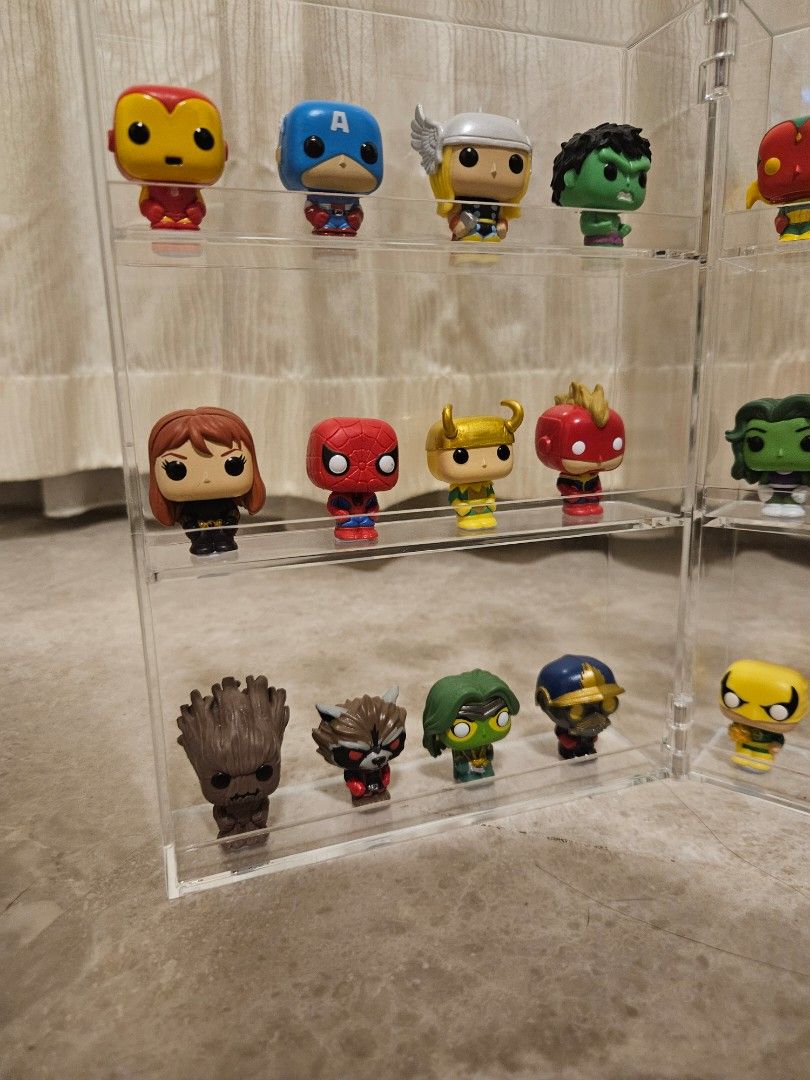 Funko Advent Calendar Marvel 80th Anniversary Whole Set +Display case