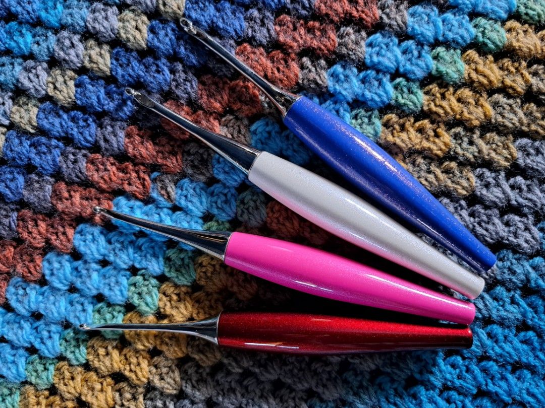 Furls Odyssey Crochet Hooks, Hobbies & Toys, Stationary & Craft