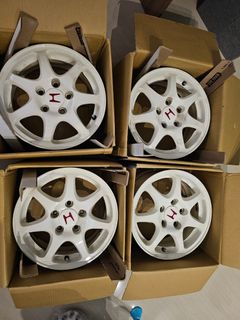 (Category: ) located in . Submitted by carcultures (Listing ID 1275615244, Image 1). Description: .