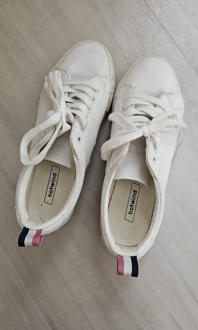 Hotwind white shoes deals