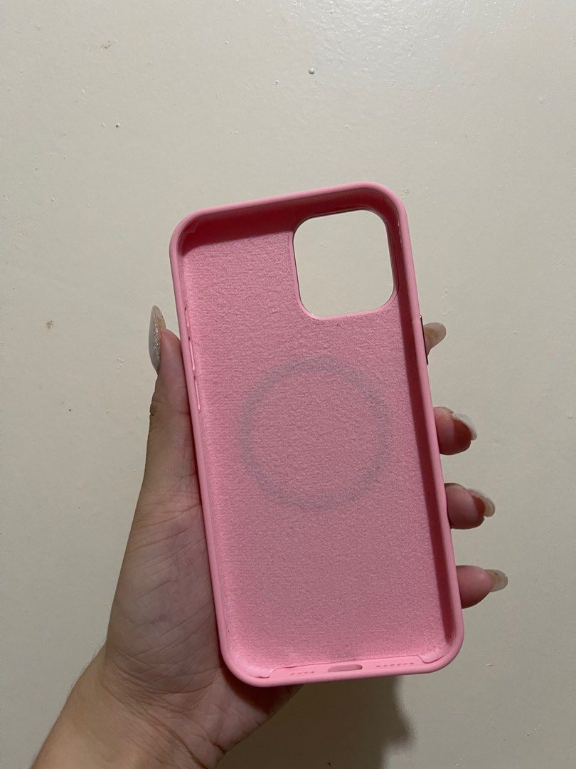 Iphone 12 Pro Max Magnetic Silicone Case (Category: Cases & Sleeves) located in Manila. Submitted by kathnise_ (Listing ID 1275596956, Image 2). Description: rfs: decluttering. Used once. no flaws at all. PAYMENT FIRST BASIS. LAST PRICE POSTED. 1 day reservation only. no return, no exchange..