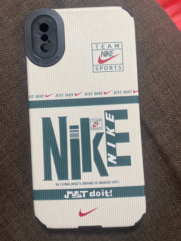 Case shop iphone nike